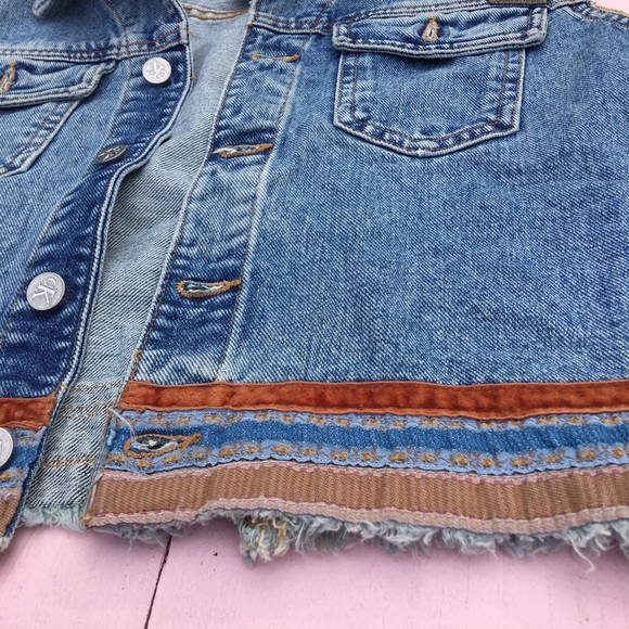 Calvin Klein denim vest with collar - Picture 4 of 4